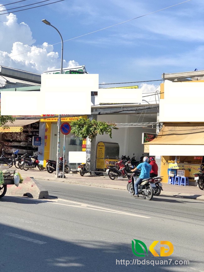 Bán nhà cấp 4 mặt tiền đường Huỳnh Tấn Phát Quận 7